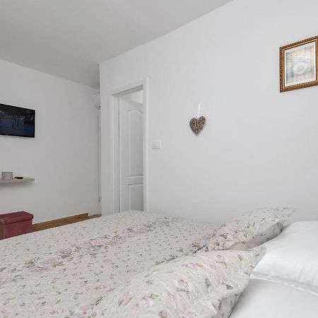 Holiday Home Danica Ozici Zewnętrze zdjęcie