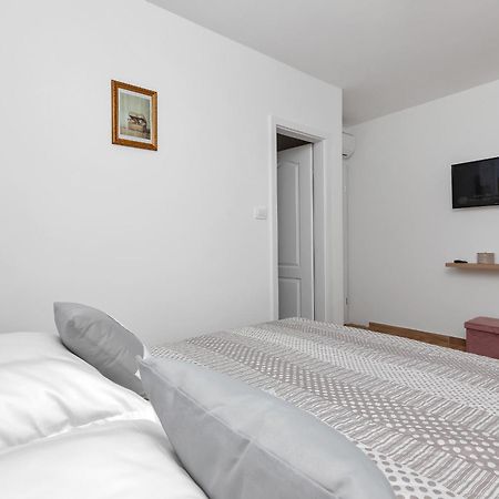 Holiday Home Danica Ozici Zewnętrze zdjęcie